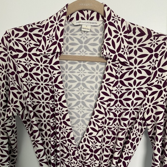 Diane‎ von Furstenberg Wrap Dress Floral Print Long Sleeve Career Size 4 - Picture 4 of 5
